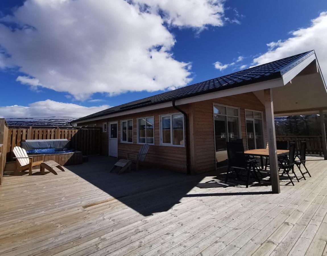 Hotel Kjarnalundur- Aurora Dream - Lodges And Rooms Akureyri Exterior photo
